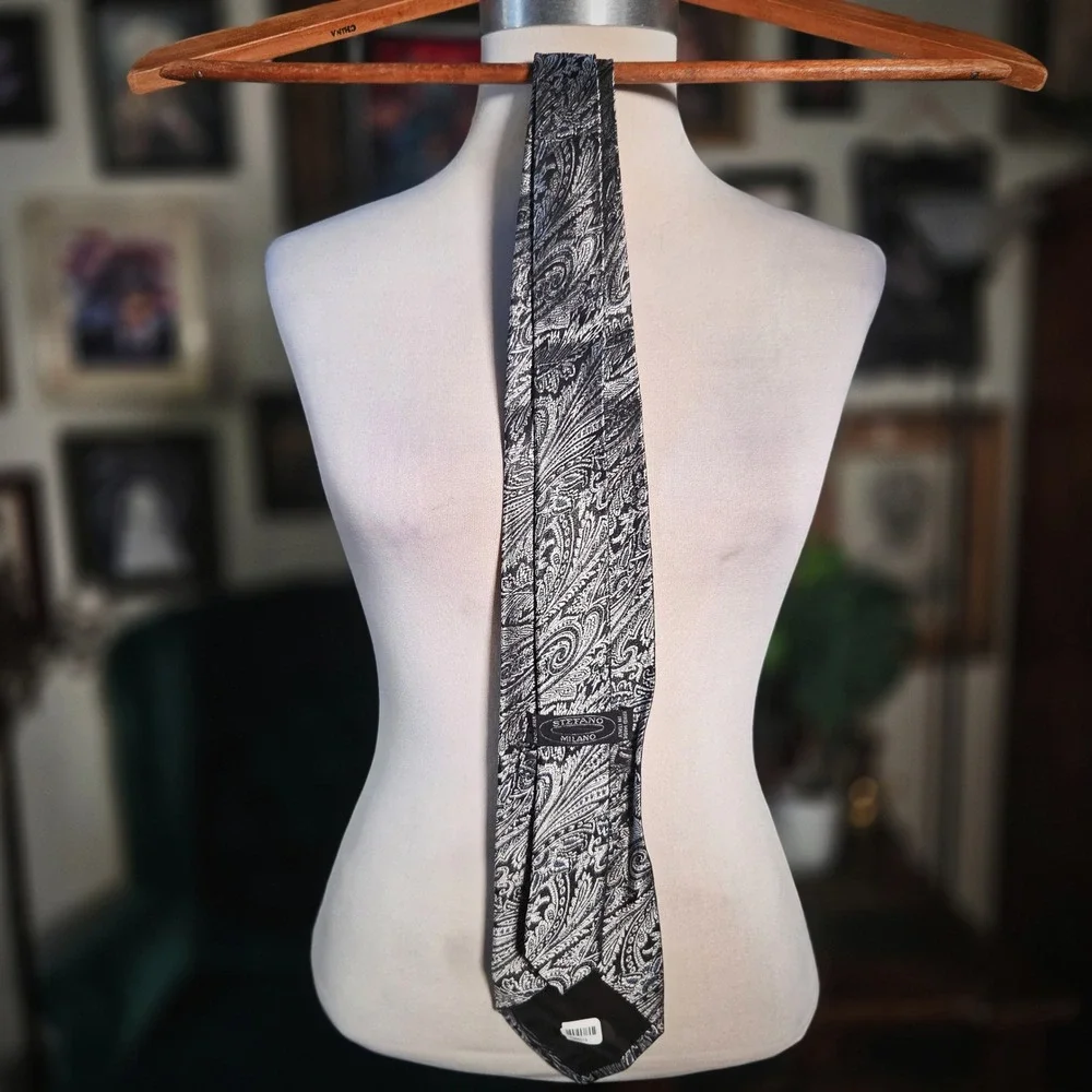 Stefano Milano Silk Tie Necktie Vintage 90s Silver Gray Italian Luxury Mens